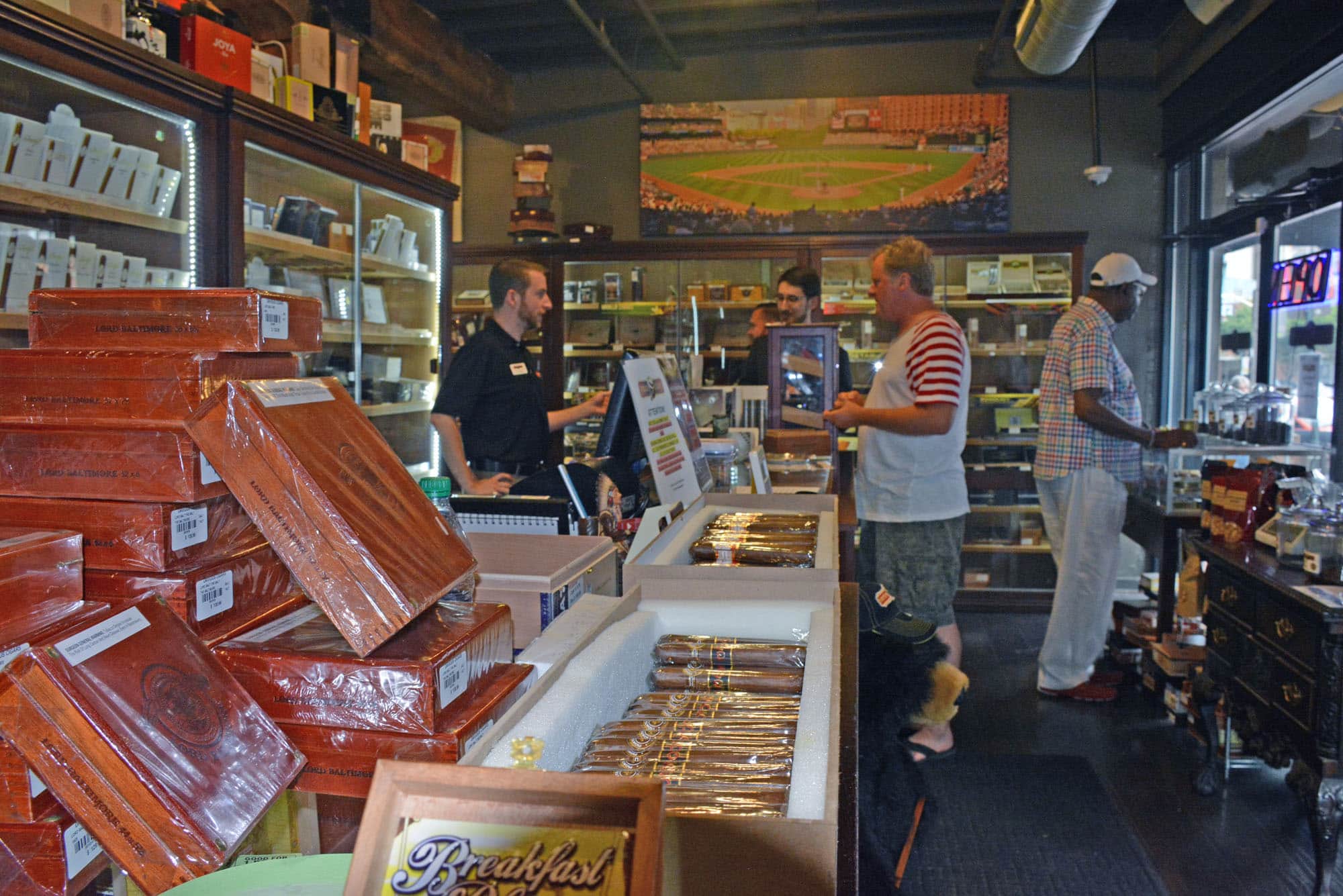The cigar "bar"