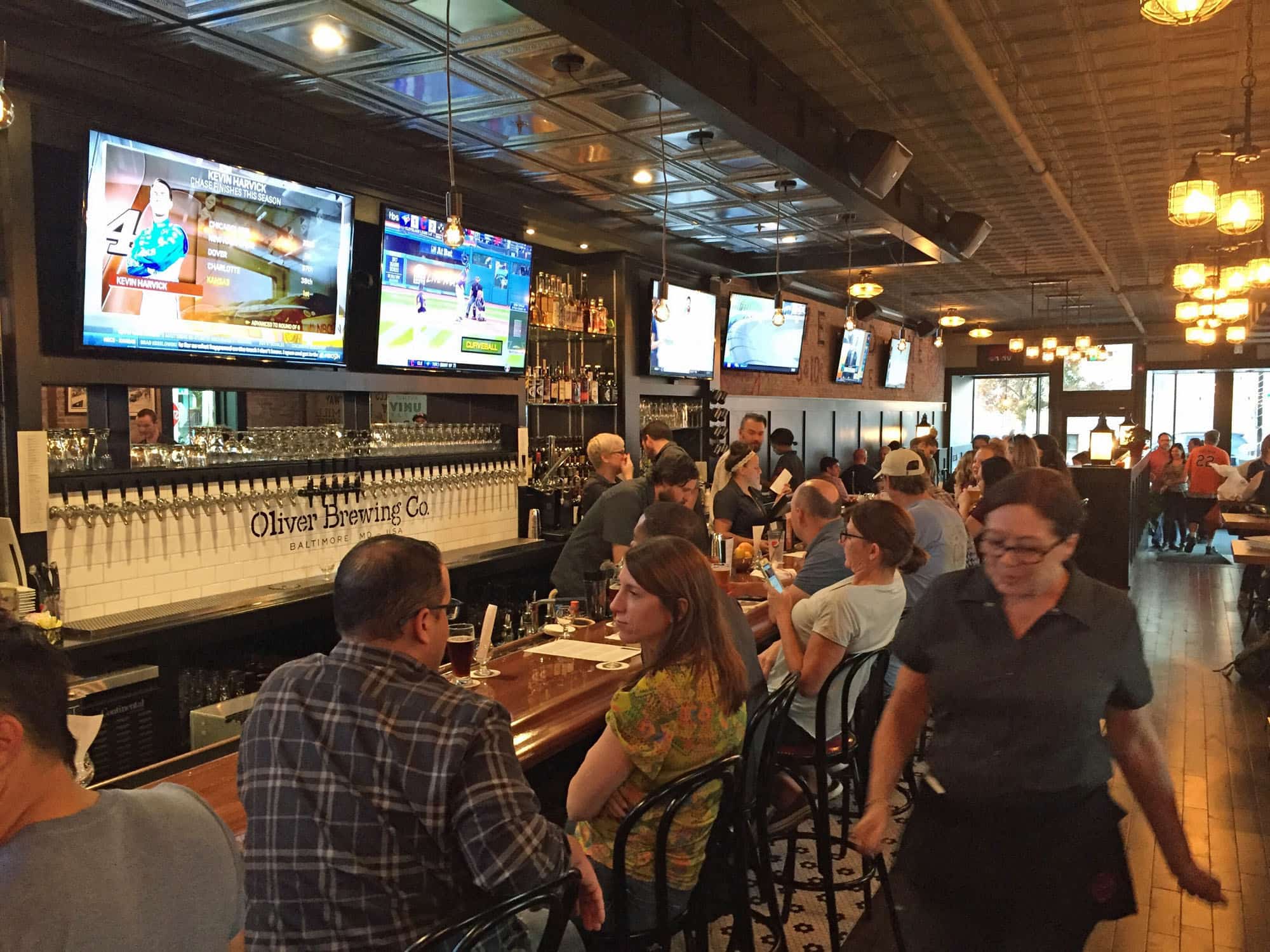 FIVE & DIME ALE HOUSE Can a sports bar be stylish? It can if it’s the new Five & Dime Ale House on the Avenue in Hampden. Housed in what was originally a G.C. Murphy’s 5 & 10, it’s the latest project of Justin Dvorkin and Donald Kelly of Oliver Brewing. The interiors are warm, expansive and inviting. The menu is upscale American pub food, and lots of craft beers are on tap (including the full range of Oliver’s ales).