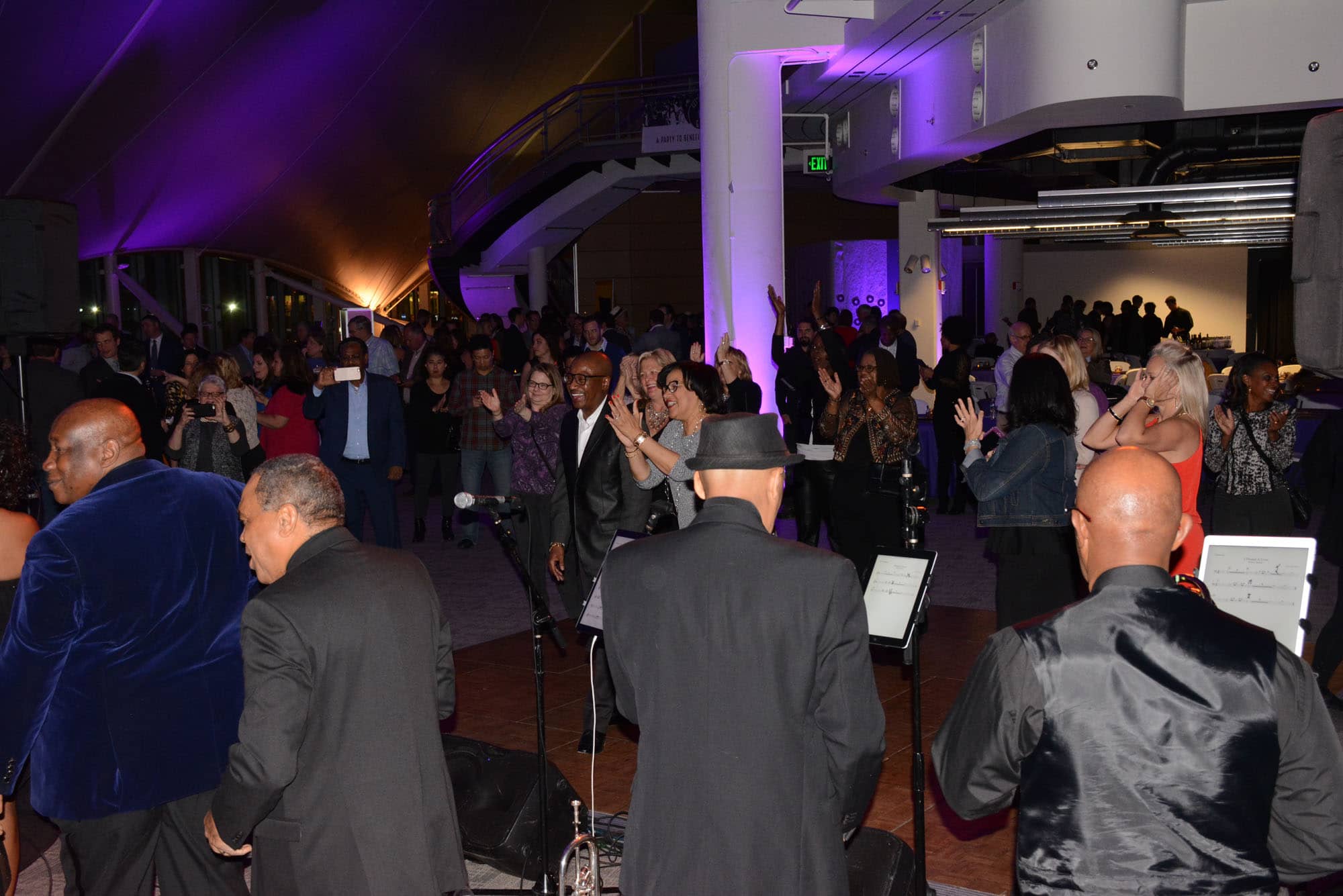 Shimmying at the Shindig (November 12, 2016) The name of Business Volunteers Maryland's benefit proved to be as good as its words. Folks who came to the Columbus Center did indeed "Get Down To Do Good!"